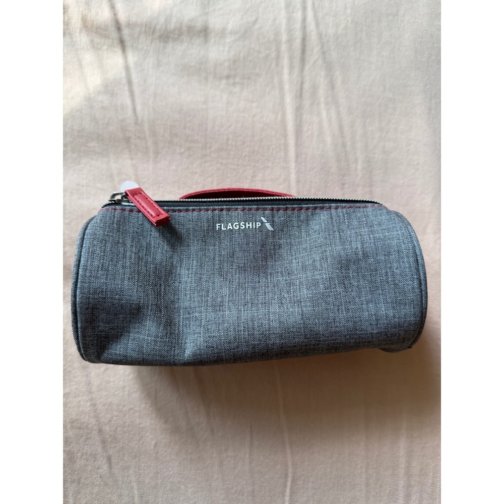 AMERICAN AIRLINES Flagship Amenity Toiletry Bag Unisex Gray Red Pouch OS